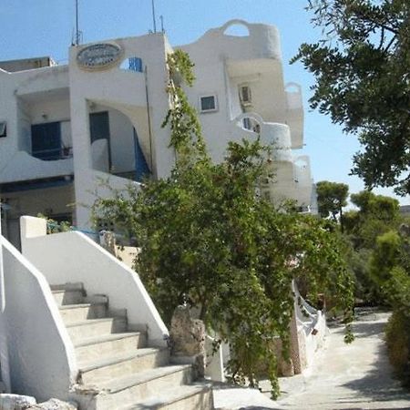 Efrosyni Apartments Agia Marina  Exterior photo